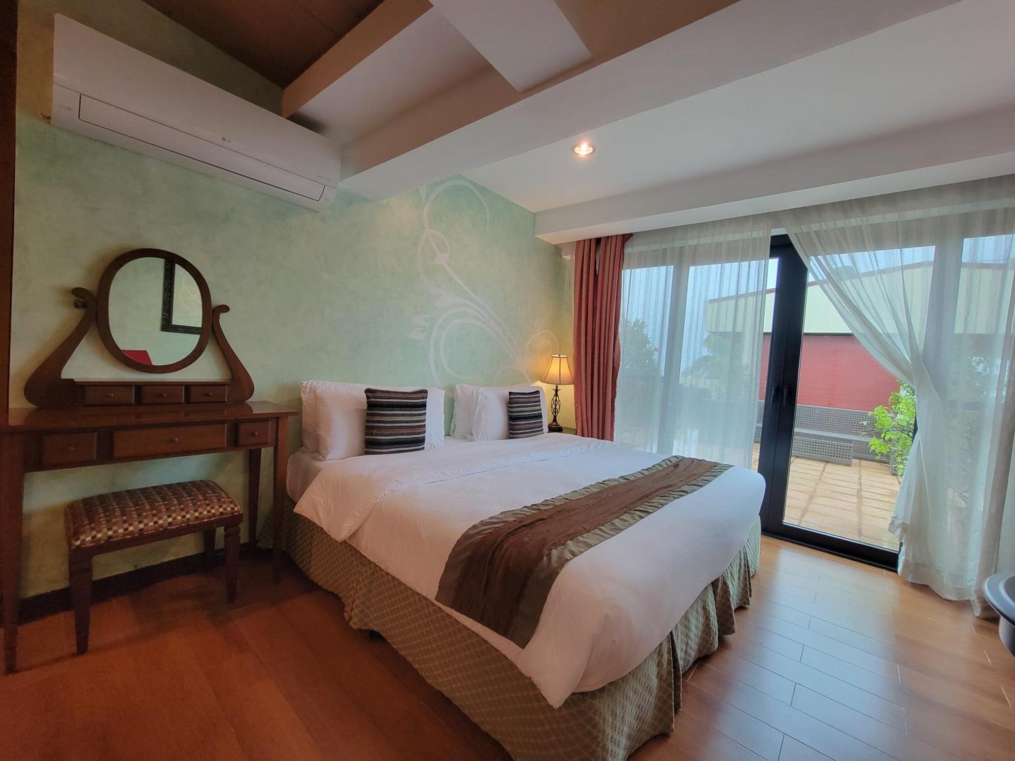 Lee Boutique Hotel Tagaytay Tagaytay City Exterior photo